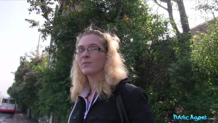 Stranger Offers Nerdy Blonde A Modeling Job If She Fucks Him Outdoors